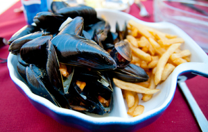 Croisière moules-frites à Carentan avec le YC de Saint-Vaast